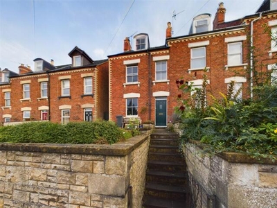 3 Bedroom End Of Terrace House For Sale In Stroud, Gloucestershire