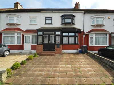 3 Bedroom House For Sale In Ilford