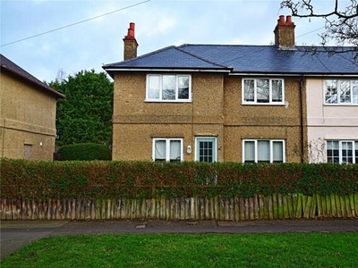 3 Bedroom Semi-detached House For Rent In Abington, Northampton