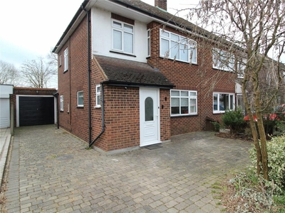 3 bedroom semi-detached house for rent in Freshwell Gardens, West Horndon, CM13