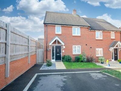 3 Bedroom Semi-detached House For Sale In Botley