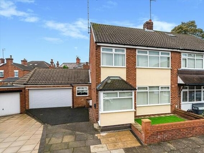 3 Bedroom Semi-detached House For Sale In Dentons Green, St. Helens