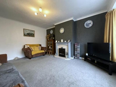 3 Bedroom Semi-detached House For Sale In Hebburn, Tyne And Wear