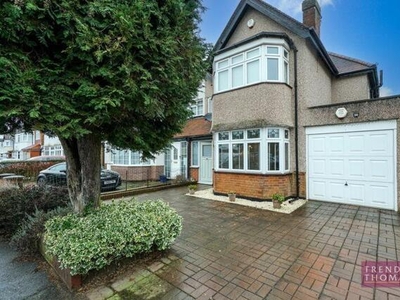 3 Bedroom Semi-detached House For Sale In Rickmansworth