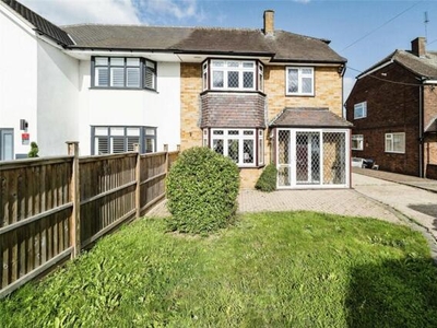 3 Bedroom Semi-detached House For Sale In Romford, Essex