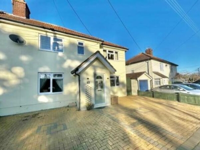 3 Bedroom Semi-detached House For Sale In Rowhedge