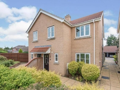 3 Bedroom Semi-detached House For Sale In Suffolk, Uk