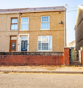 3 Bedroom Semi-detached House For Sale In Swansea