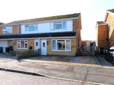 3 Bedroom Semi-detached House For Sale In Syston