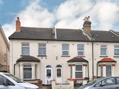 3 Bedroom Terraced House For Sale In Hounslow