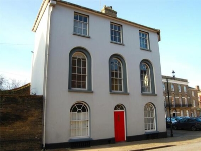 3 Bedroom Town House For Rent In Bury St Edmunds, Suffolk