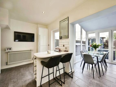 3 Bedroom Town House For Sale In Maidstone, Kent