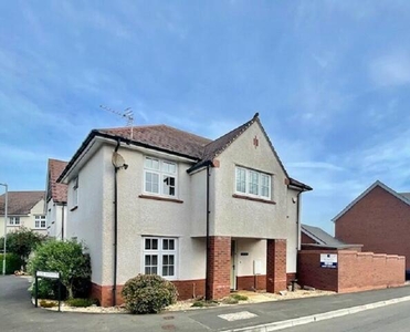 4 Bedroom Detached House For Sale In Caldicot