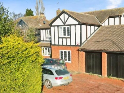 4 Bedroom Detached House For Sale In Camerton, Hull