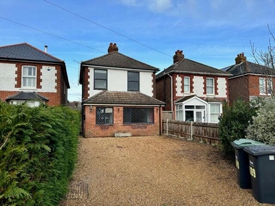 4 Bedroom Detached House For Sale In Emsworth, Hampshire