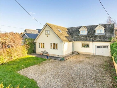 4 Bedroom Detached House For Sale In Foxley Road