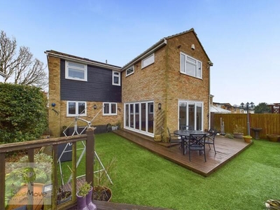4 Bedroom Detached House For Sale In Strood, Rochester