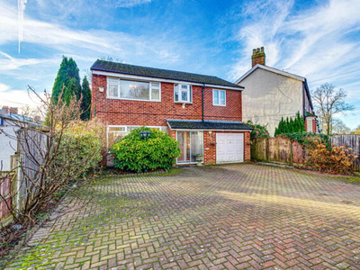 4 Bedroom Detached House For Sale In Urmston, Manchester