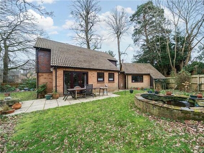 4 Bedroom Detached House For Sale In Yateley, Hampshire