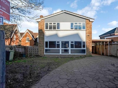 4 Bedroom House For Rent In Bromley