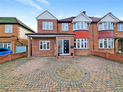 4 Bedroom Semi-detached House For Sale In Orpington, Kent