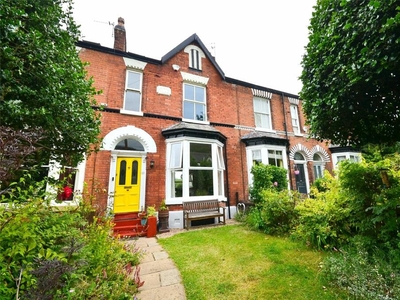4 bedroom terraced house for rent in Hawthorn Grove, Heaton Moor, Greater Manchester, SK4