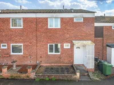 4 Bedroom Terraced House For Sale In Redditch, Worcestershire