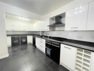 4 Bedroom Terraced House For Sale In Salford