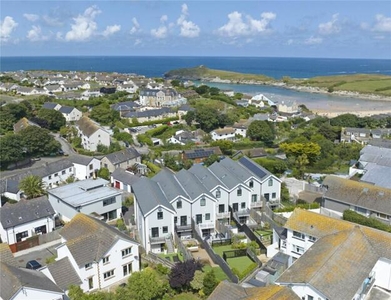 4 Bedroom Town House For Sale In Newquay, Cornwall