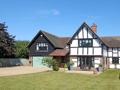 5 Bedroom Detached House For Sale In Maidenhead, Berkshire