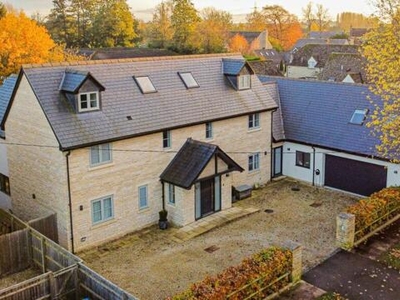 5 Bedroom Detached House For Sale In Standlake