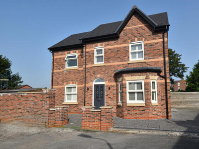 5 Bedroom Detached House For Sale In Urmston