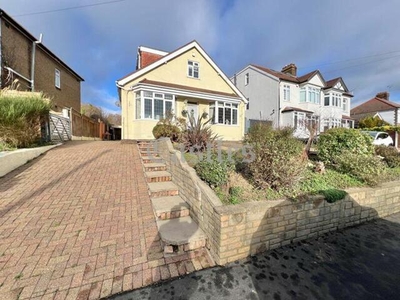 5 Bedroom Detached House For Sale In Waltham Abbey, Essex