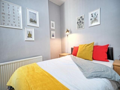 5 Bedroom House Share For Rent In Kensington Fields