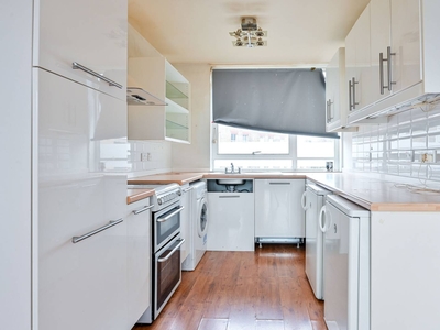 Flat in Princess Street, Elephant and Castle, SE1