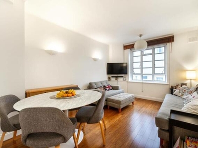 2 Bedroom Apartment Bayswater Greater London