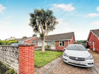 2 Bedroom Bungalow Barry The Vale Of Glamorgan