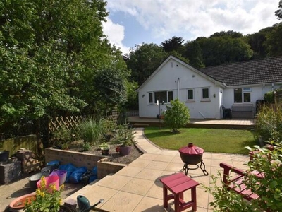 2 Bedroom Bungalow Plymouth Devon