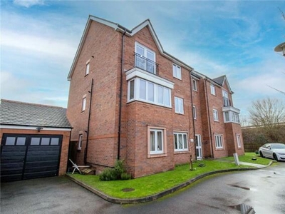 2 Bedroom Shared Living/roommate Cheshire Trafford
