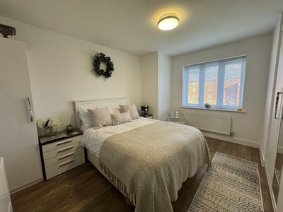 2 Bedroom Shared Living/roommate Newbury Berkshire