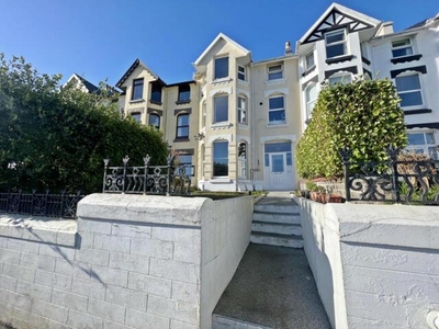 2 Bedroom Shared Living/roommate Royal Avenue West IOM