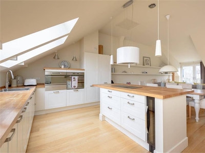 3 bed mews house for sale in North Berwick