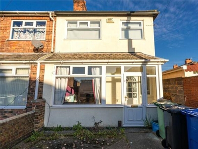 3 Bedroom End Of Terrace House For Sale In Grimsby, Lincolnshire