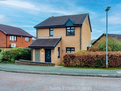 3 Bedroom House Weaverside Village Weaverside Village