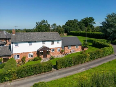 3 Bedroom House Worcestershire Worcestershire