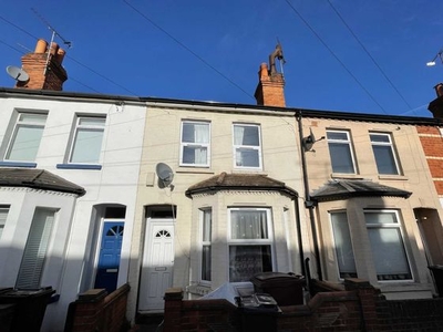3 bedroom terraced house for sale Reading, RG30 2SS