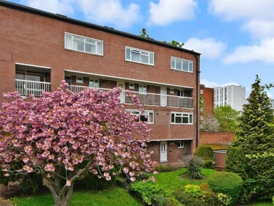 4 Bedroom Shared Living/roommate Sutton West Sussex