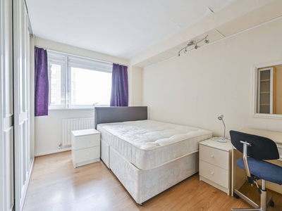 Flat in Flat, Buttermere Court, St John's Wood, NW8