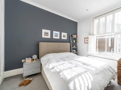 Flat in Powis Square, Notting Hill, W11