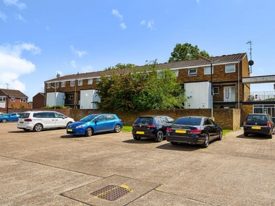 1 Bed Flat/Apartment For Sale in Slough, Berkshire, SL1 - 5026608